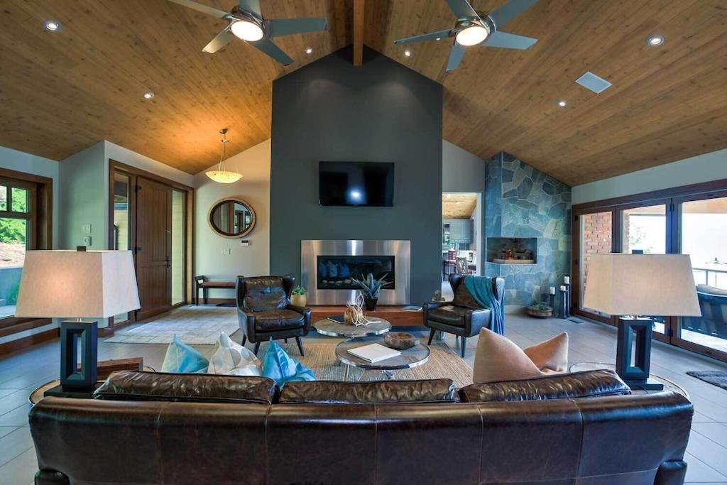 Lake House At Quails' Gate Winery ウェストケロウナ エクステリア 写真