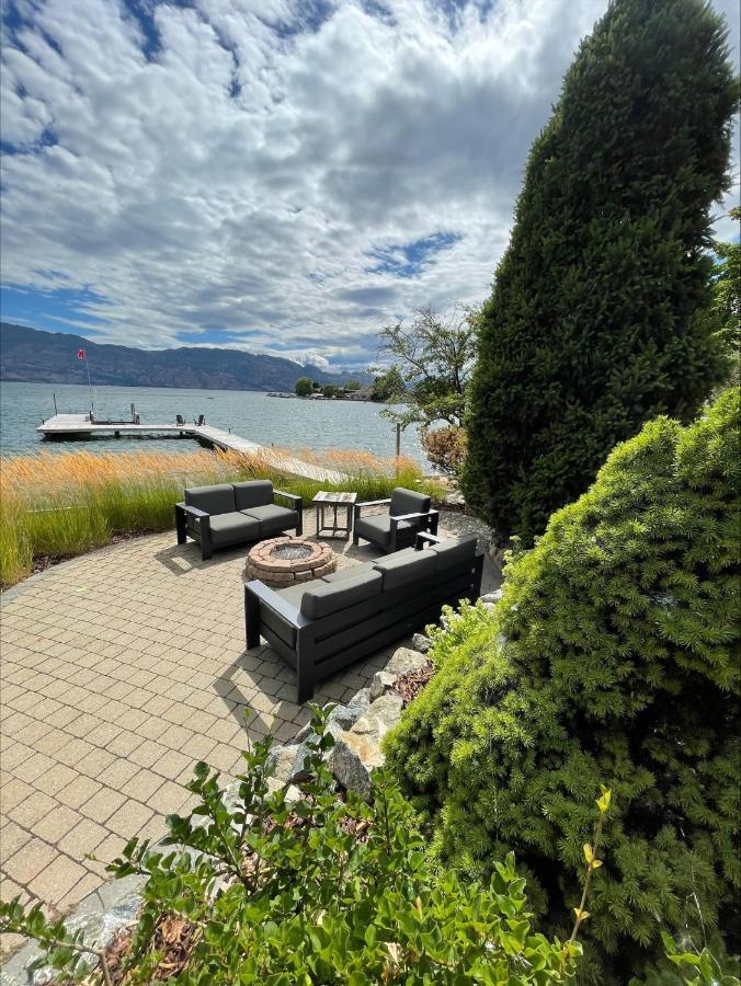 Lake House At Quails' Gate Winery ウェストケロウナ エクステリア 写真